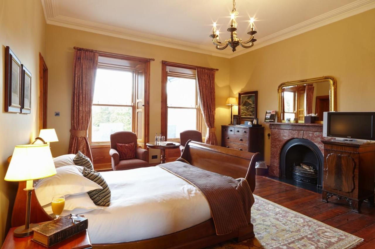 Hotel Mount Falcon Estate 4*
