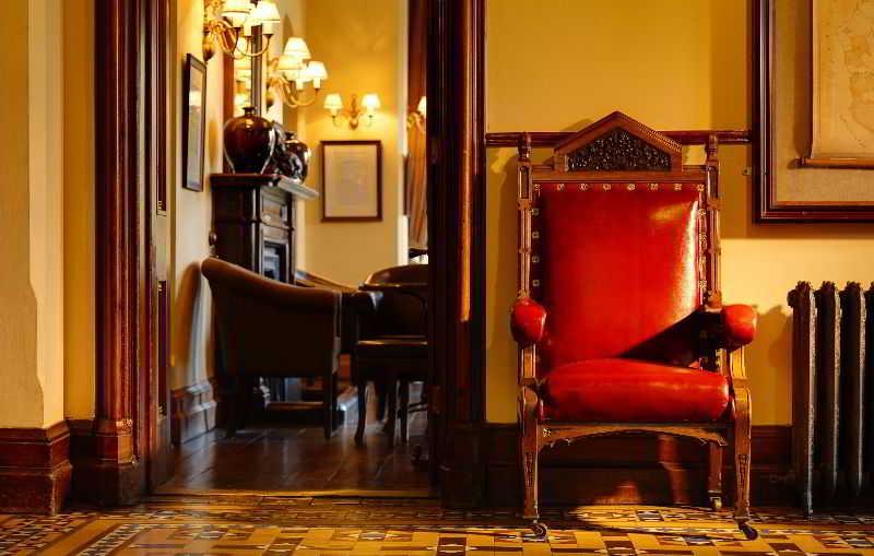 Hotel Mount Falcon Estate 4*