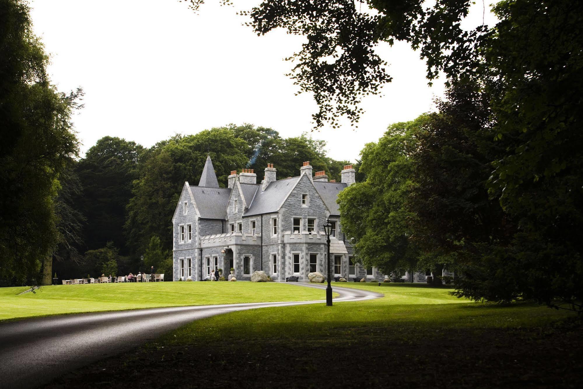 Mount Falcon Estate Hotel 4*