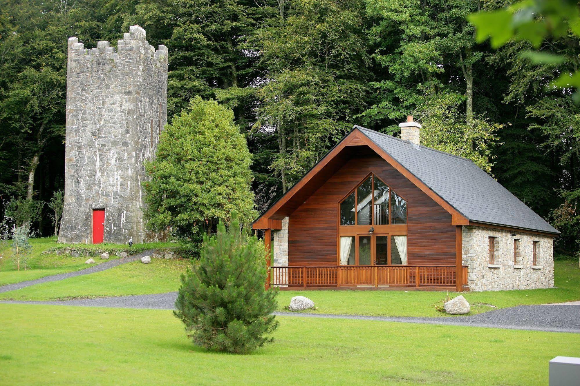 Mount Falcon Estate Ballina (Mayo)