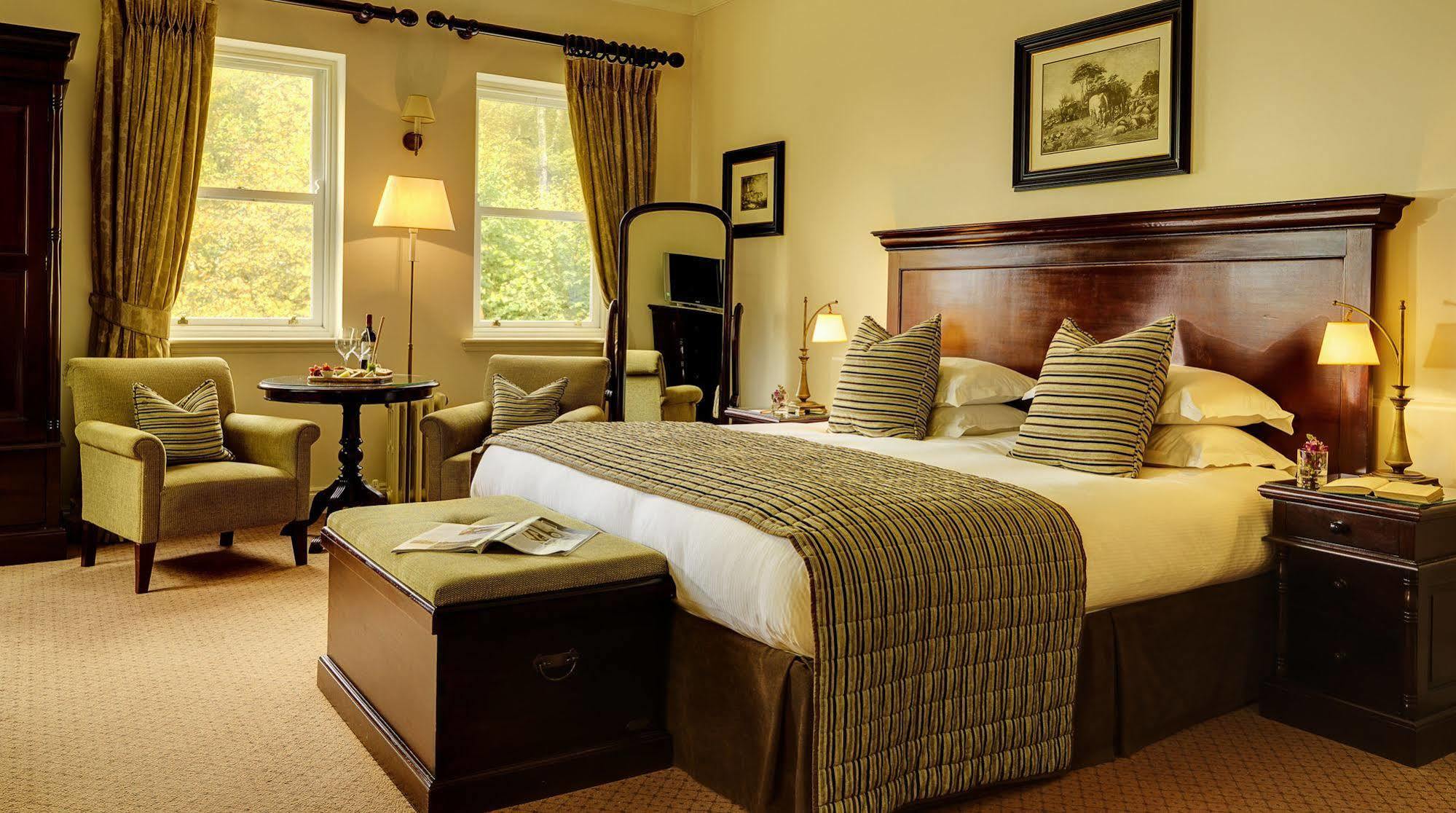 Hotel Mount Falcon Estate